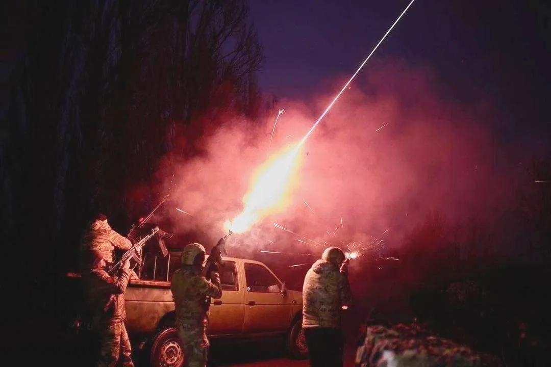 彭博社:基辅方面还没有开始反攻，但已经暂停了反攻 据彭博社报道，乌克兰的反攻已经