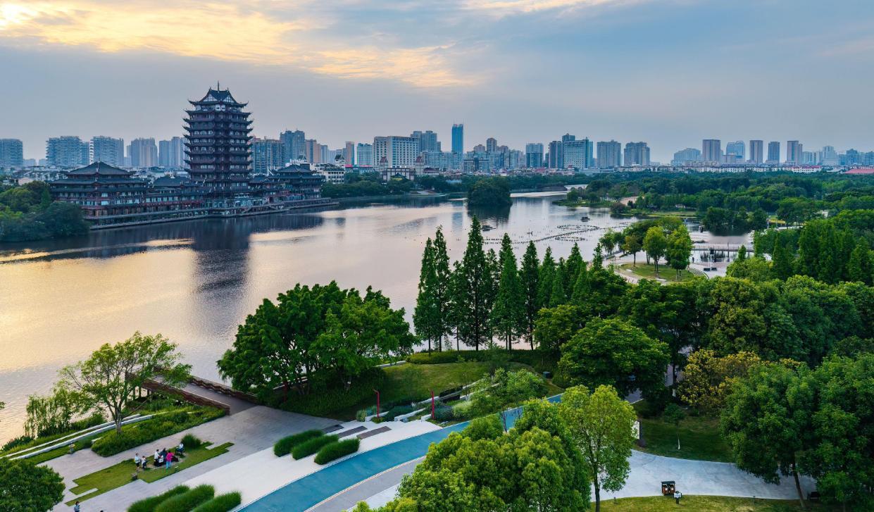 为啥我感觉四川的许多地级市，江景绿化都比重庆更好？

刚刚在网上看到了一组眉山的