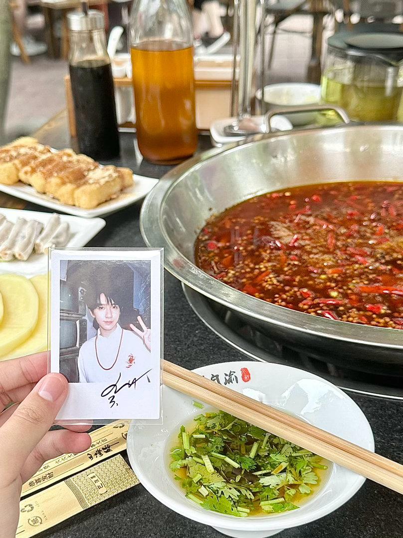 霖以食为天 💚霖以食为天 持续建设我们小宝宝原创的霖以食为天ing 