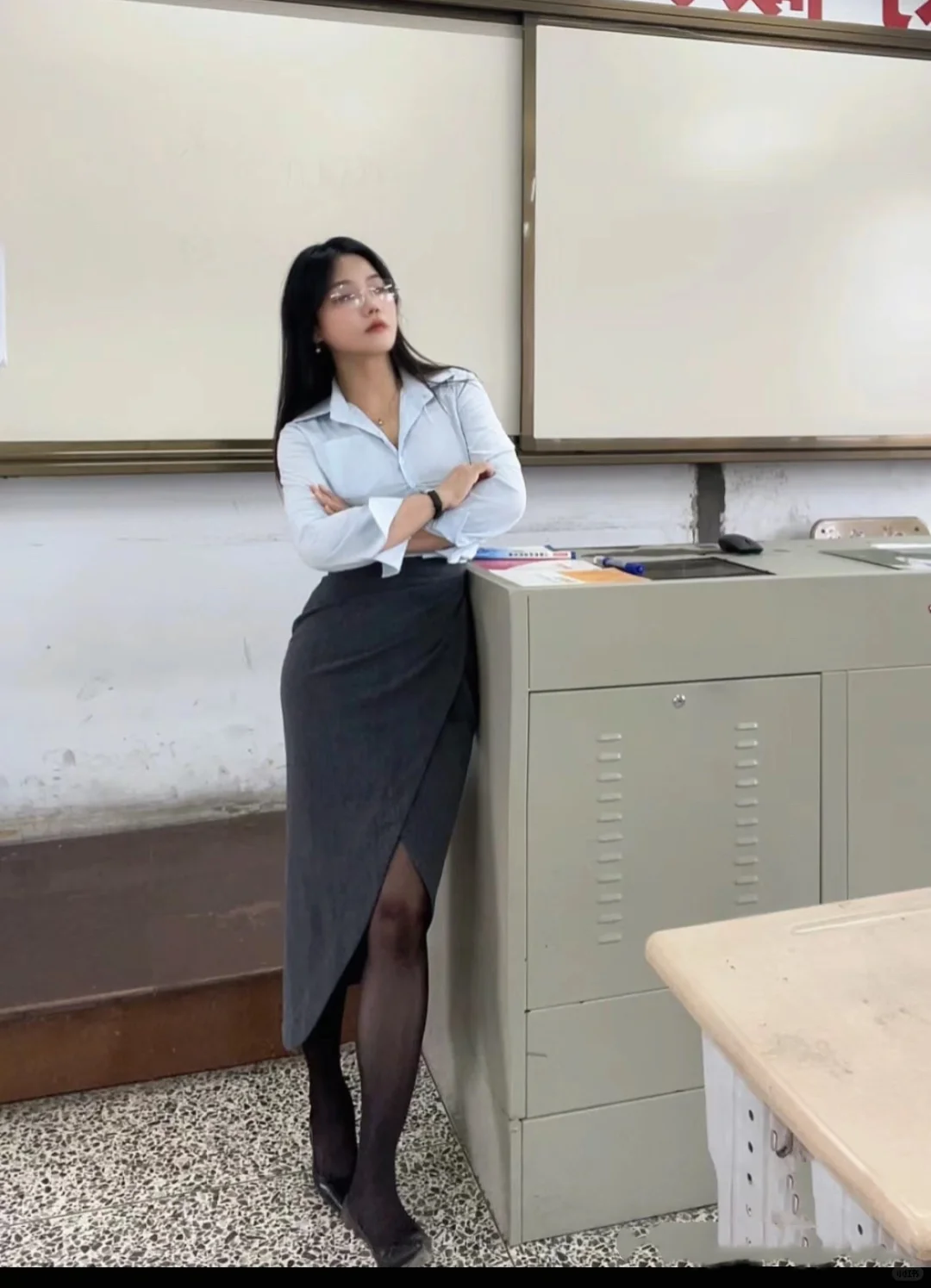 体制内15年女教师 在线答疑