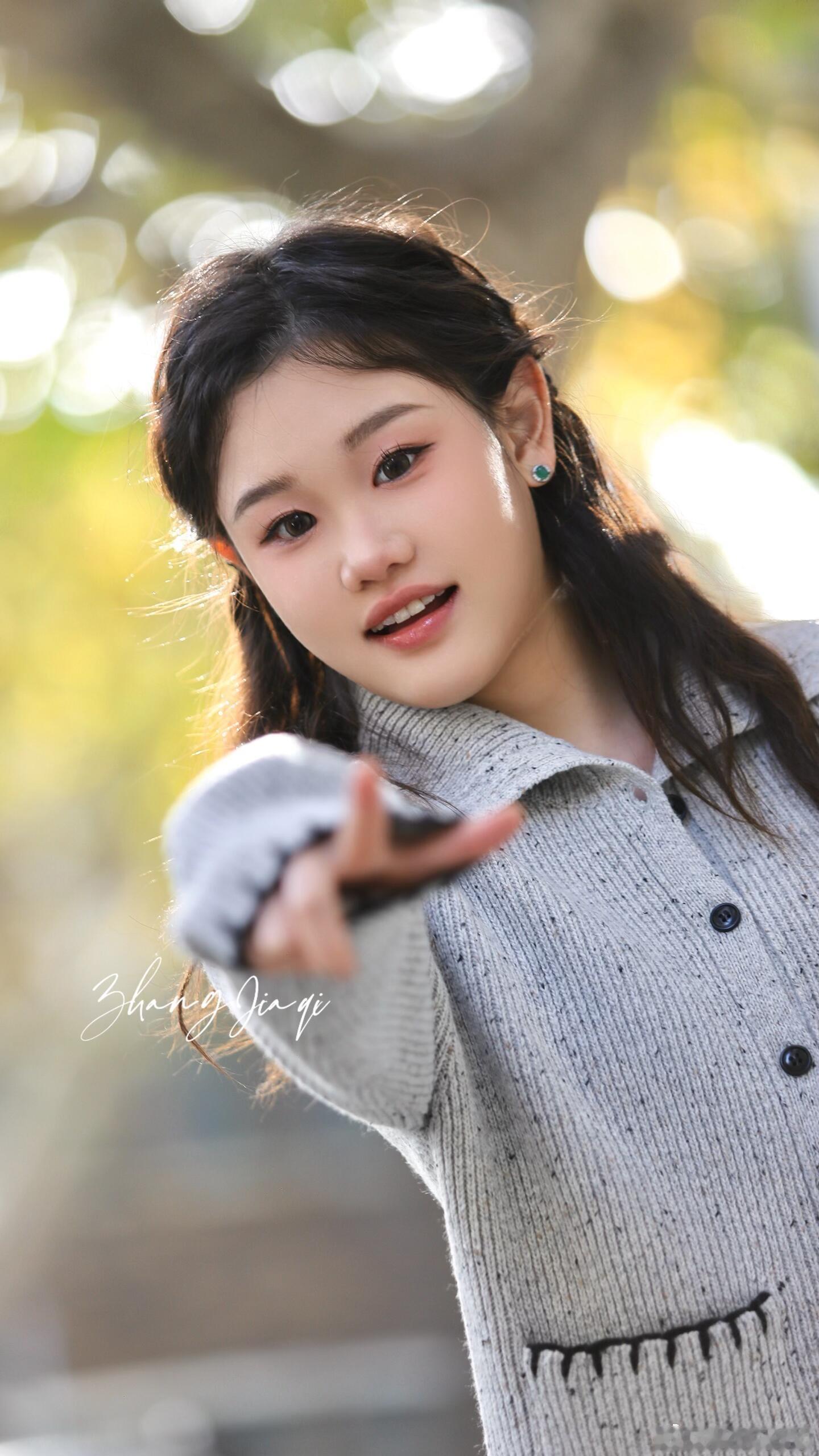 张家齐我太懂你了张家齐羡慕别人家松弛的教育方式，却被妈妈一句“又来了”堵回。进房
