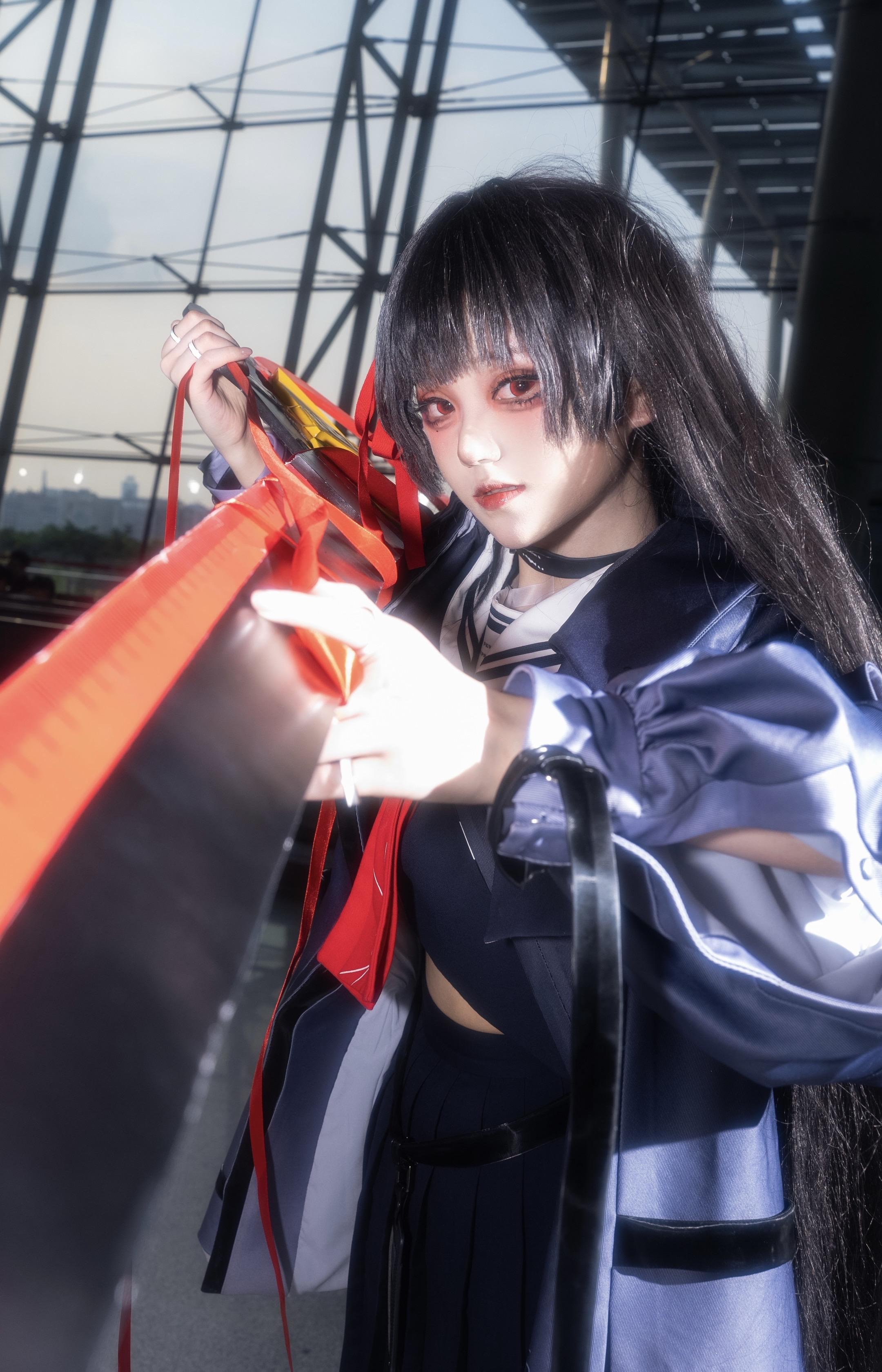 谁说不是主人级别。黑发红瞳水手服又是谁的最爱