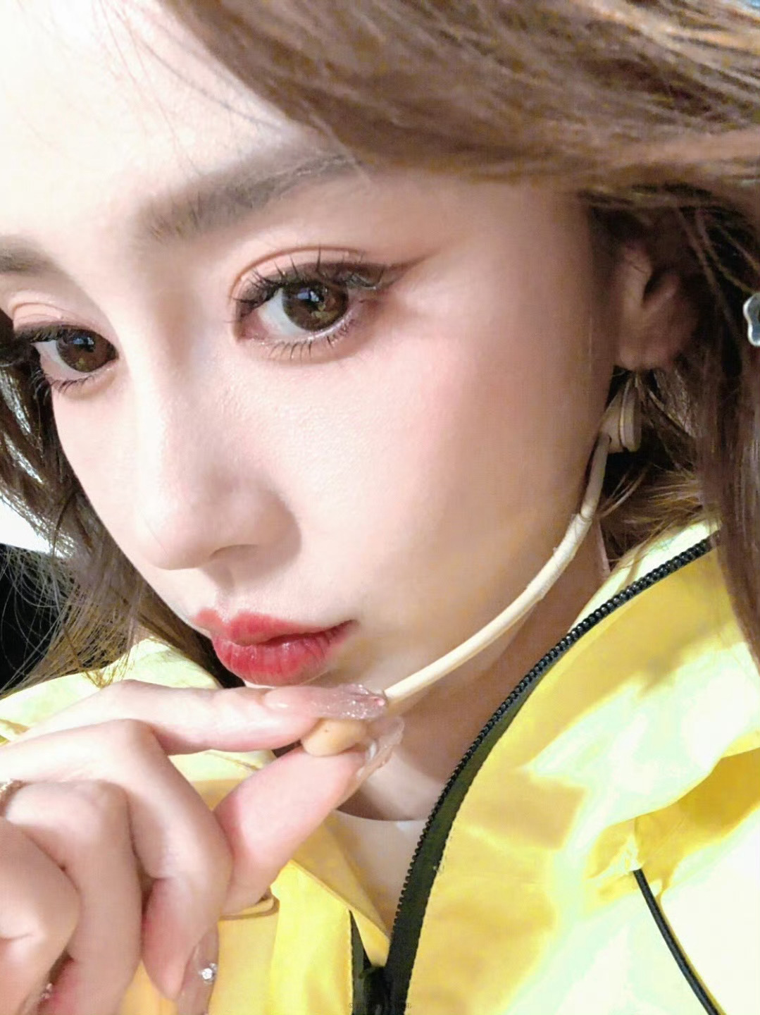 angelababy杨颖 今日份互动，大家早餐吃的什么呀🌞  