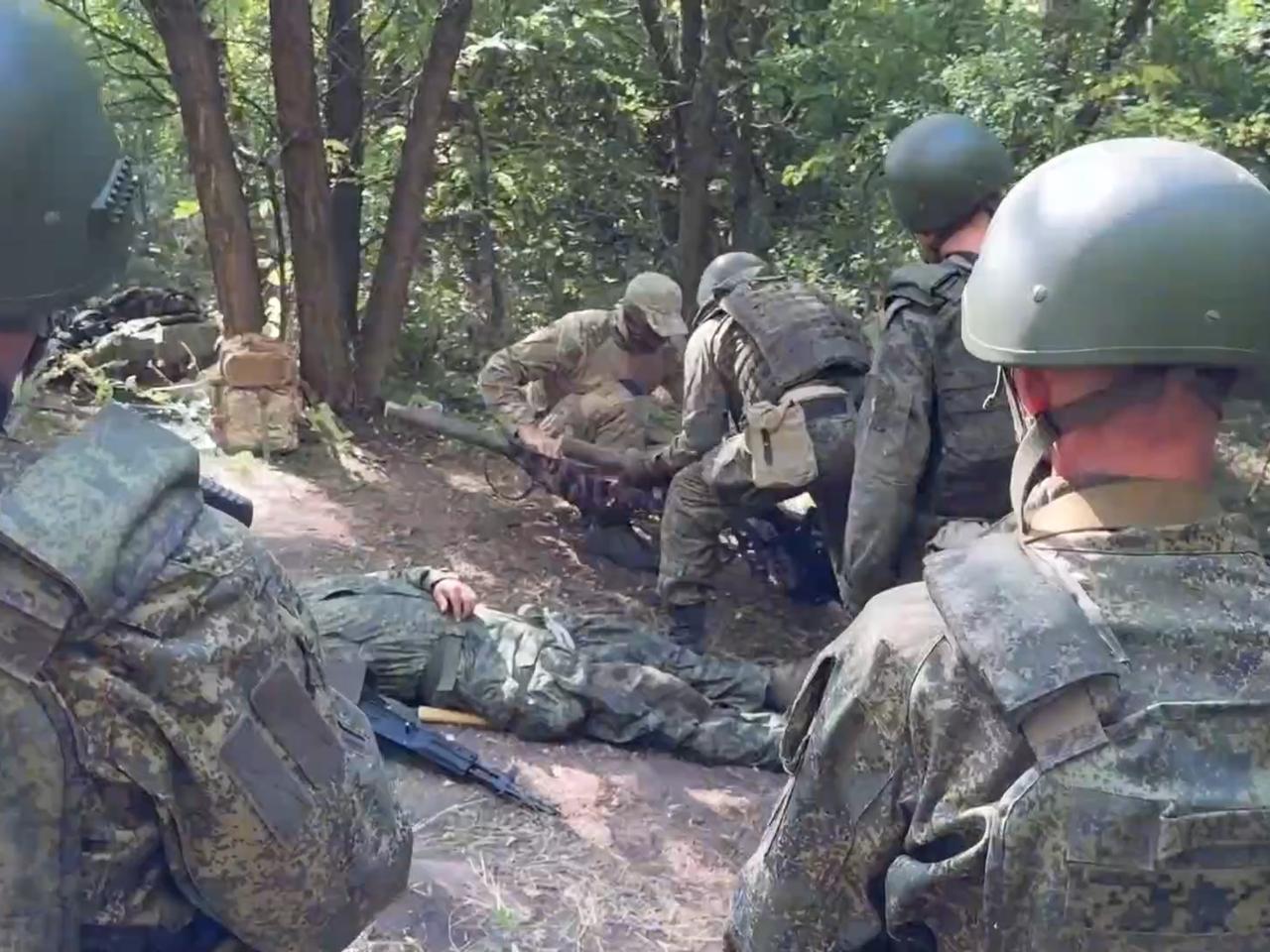 乌克兰直接干了一票，专门瞄准新兵：连爆多个练兵场！

卢甘斯克俄军第3集团军训练
