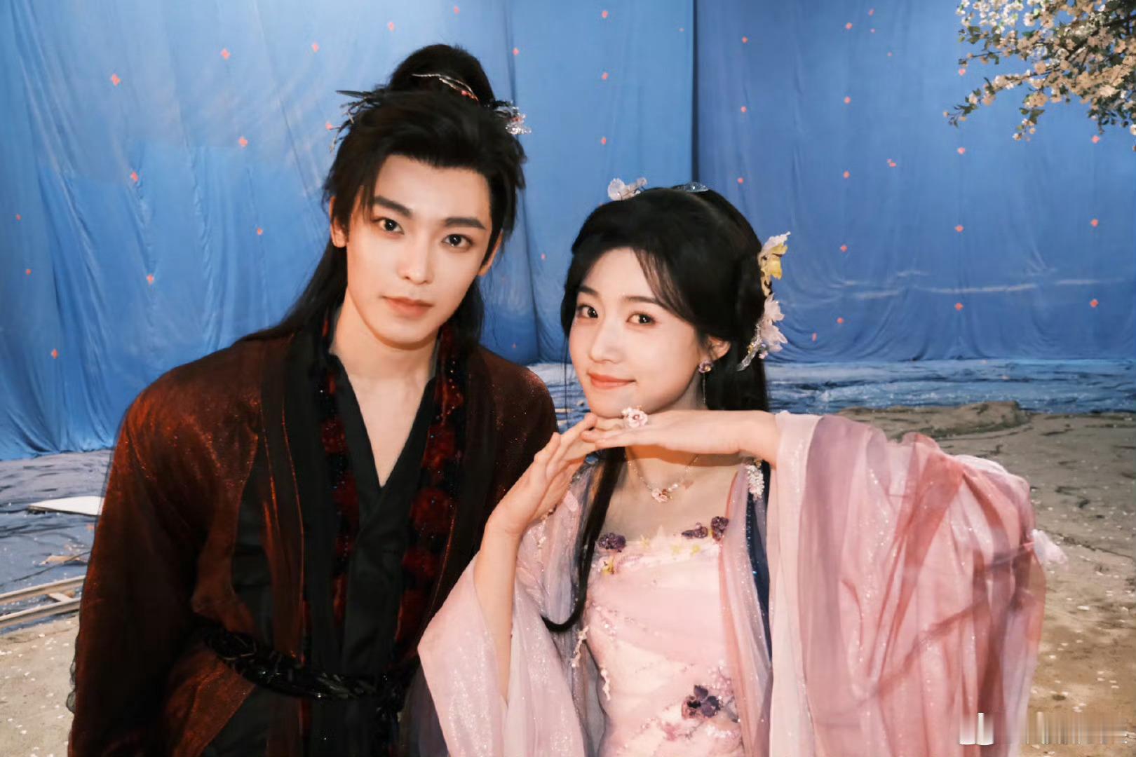 入青云豆瓣7.0侯明昊卢昱晓入青云开分7.0 ​入青云 ​​​