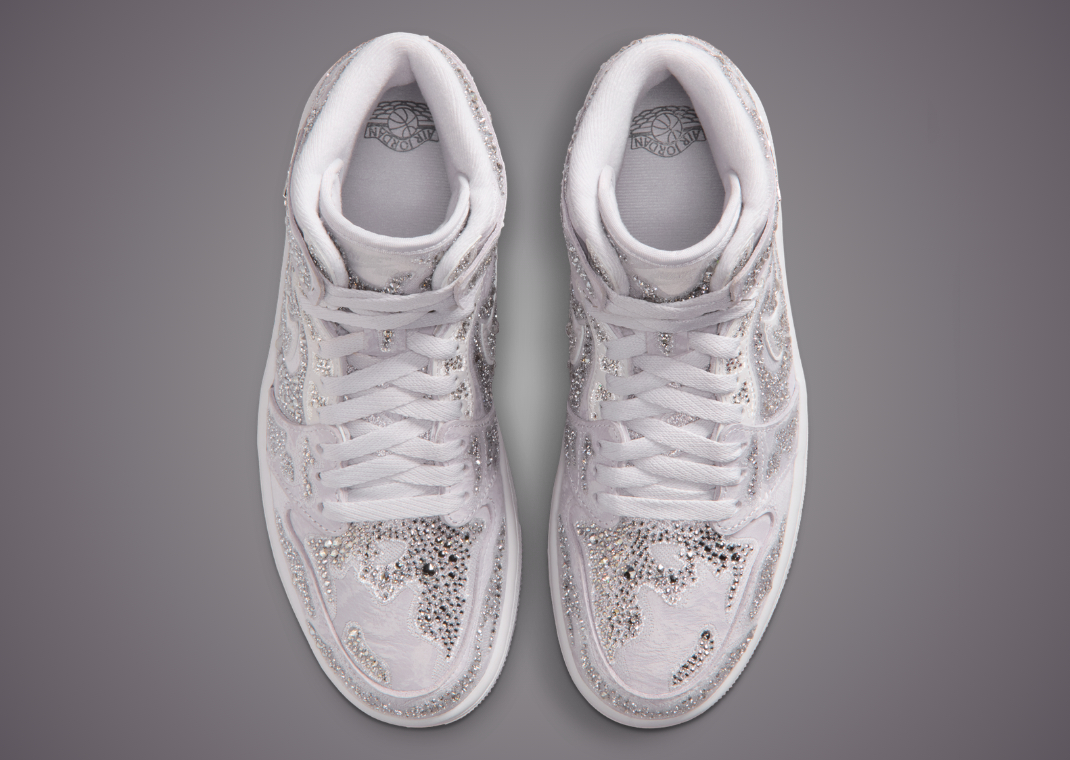 Swarovski x Air Jordan 1 Retro High Vast