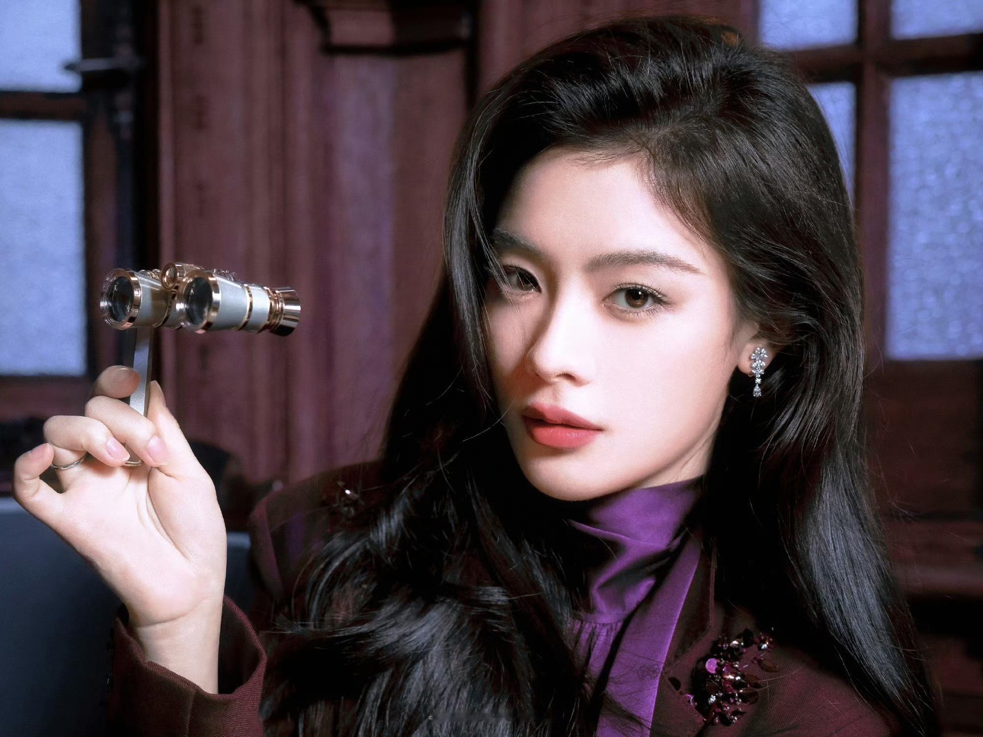 陈丽君芭莎之夜红毯 