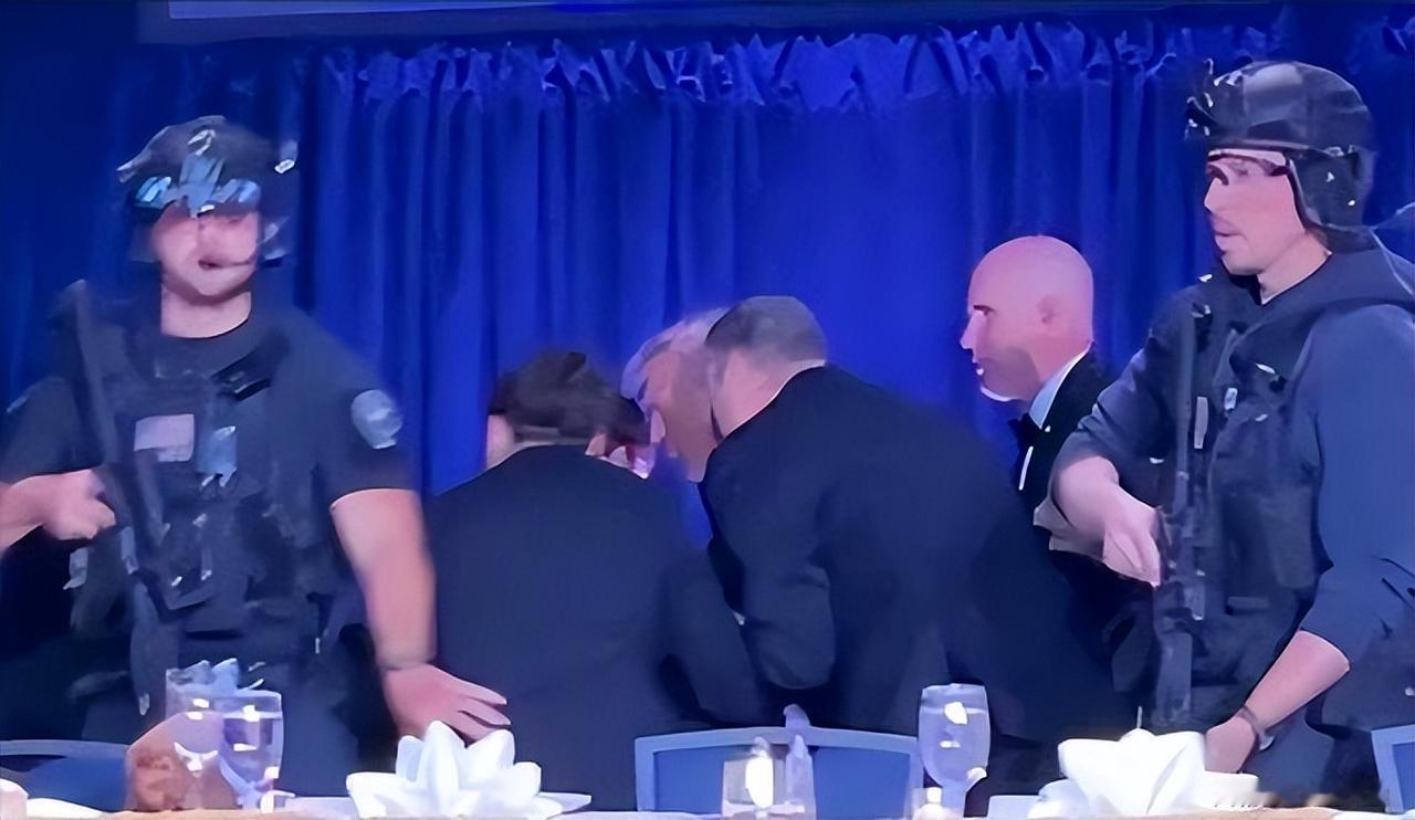 近期一场针对特朗普的枪击未遂事件快速刷屏全网，社交平台瞬间被各类真假交织的说法覆