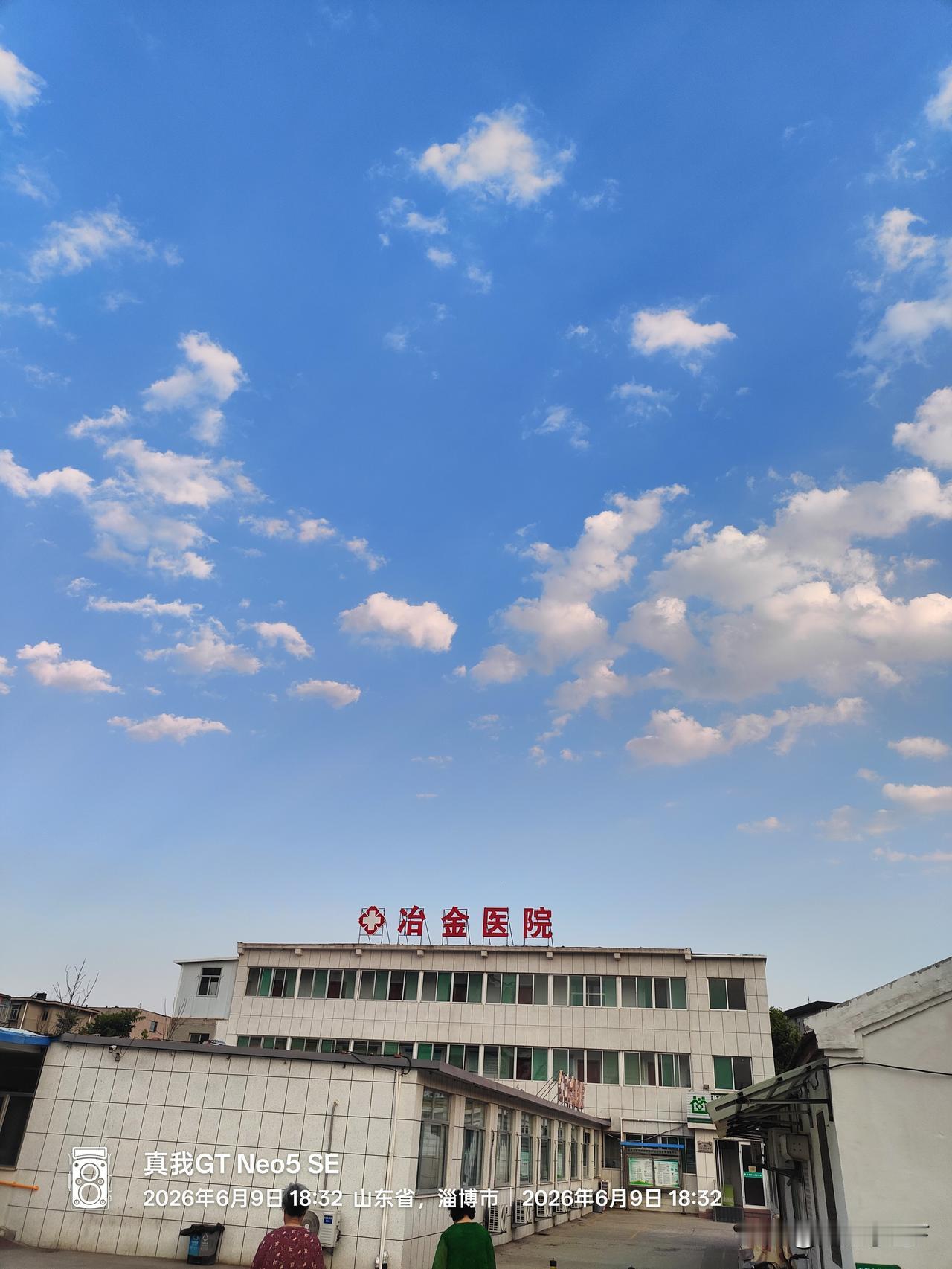 长期吃阿司匹林可得定期检查。血常规得查，因为阿司匹林可能导致出血，通过血常规能明