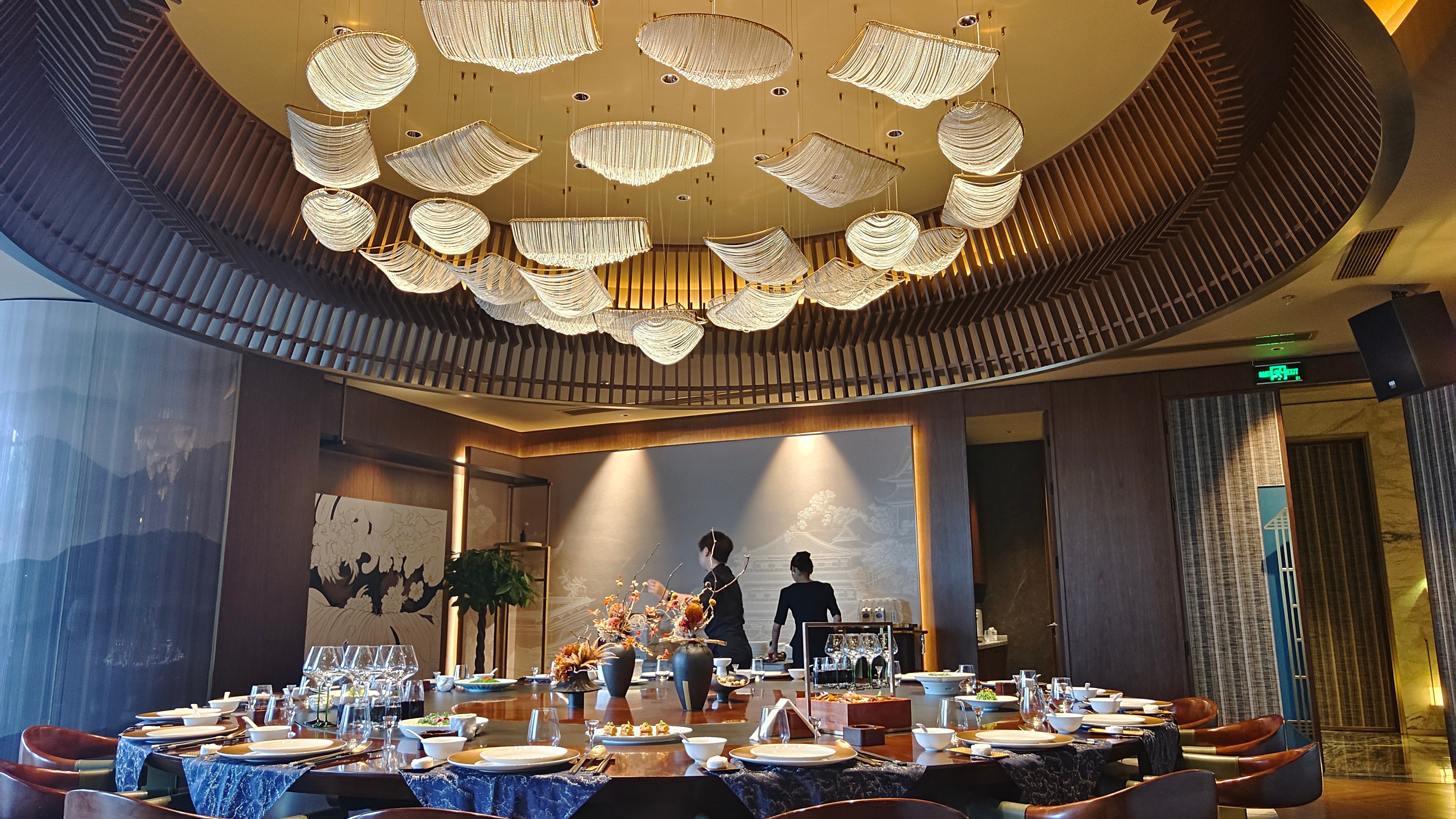 不是年轻人需要社保，而是社保需要年轻人。 ​​​