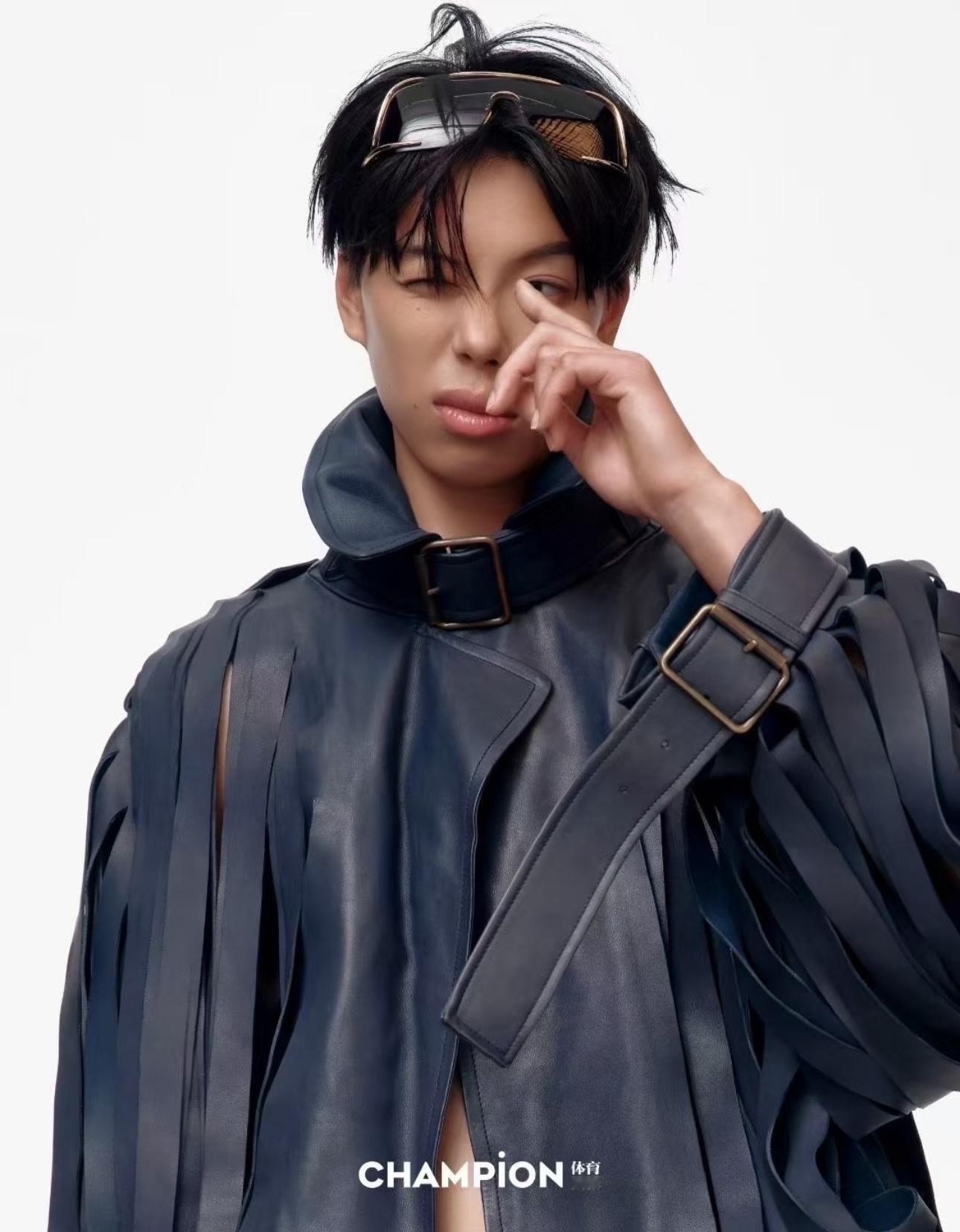 十五运会田径项目女子100米栏冠军：刘景扬，帅气写真照。不一样的气质和霸气，期待