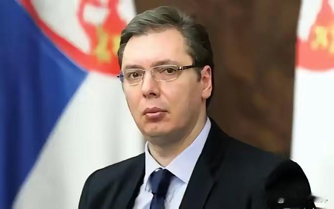 塞尔维亚总统：永远不会违背欧盟利益，暗示可以给乌克兰武器

武契奇铁了心入欧盟！