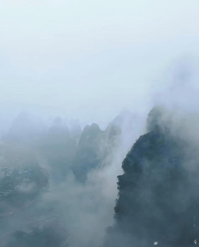 “  临江仙 ...  ”  