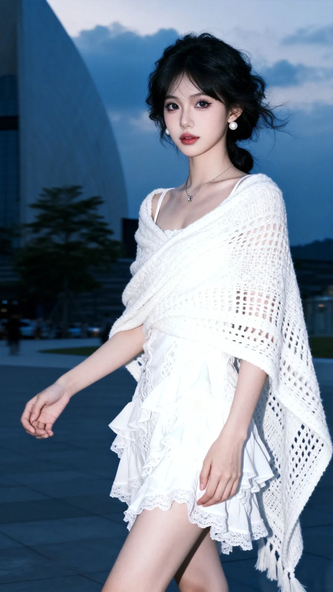 背景：广西番禺美术馆室外，微微曝光，微微朦胧感，宿命感氛围感，情绪流氛...