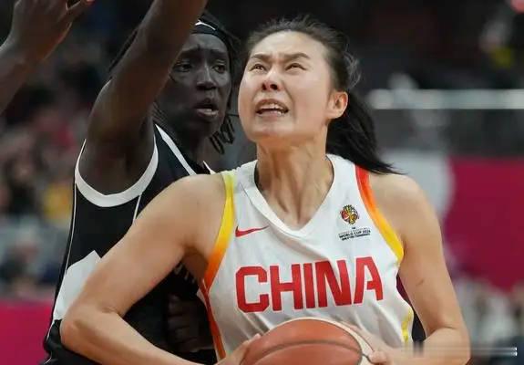 王思雨将留洋征战WNBL 国家队准假已前往澳大利亚------北京时间5月28日