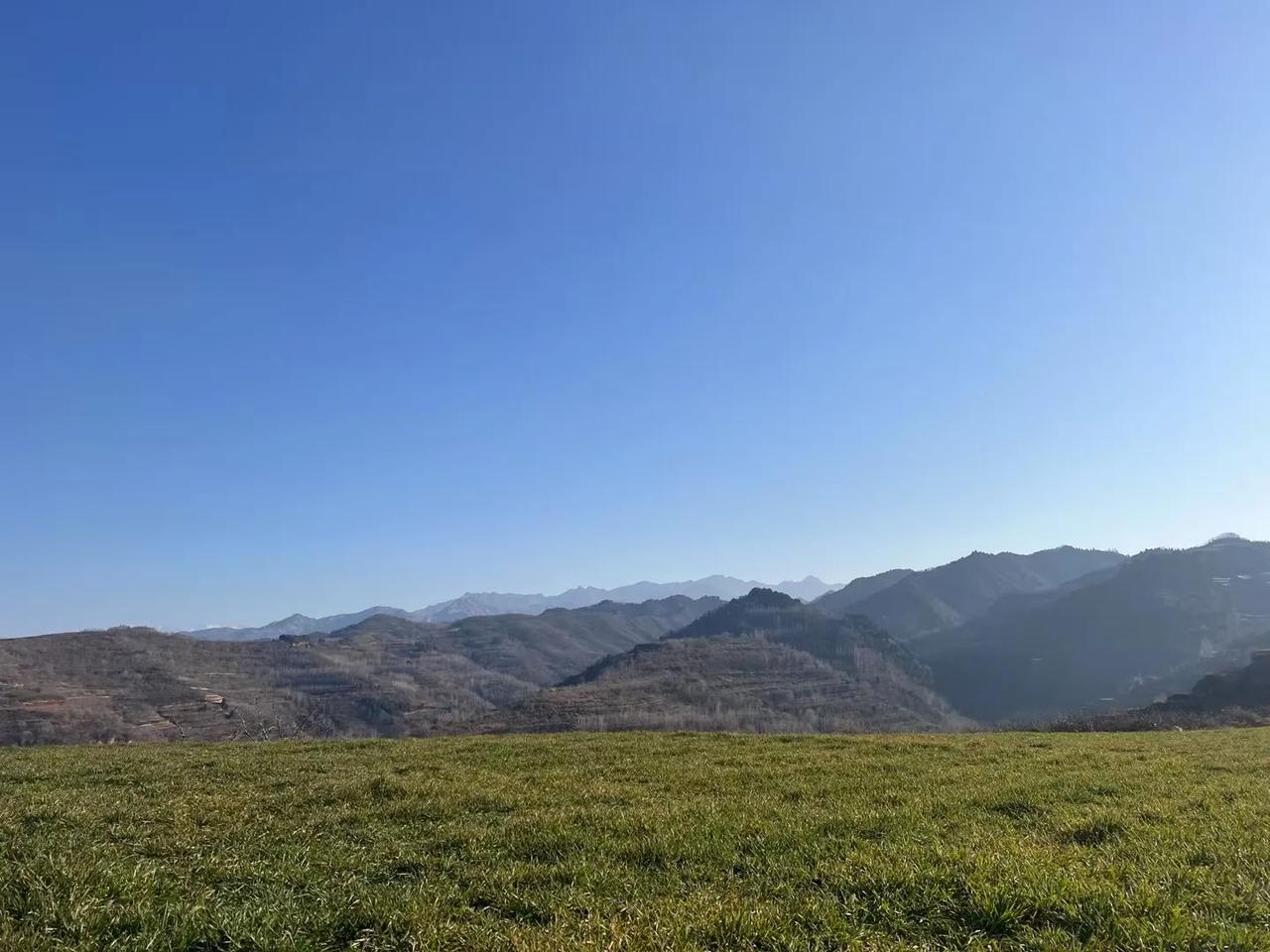 年，需要慢慢等待
        年的背影渐行渐远，生活又恢复了原样。蓦然回首，