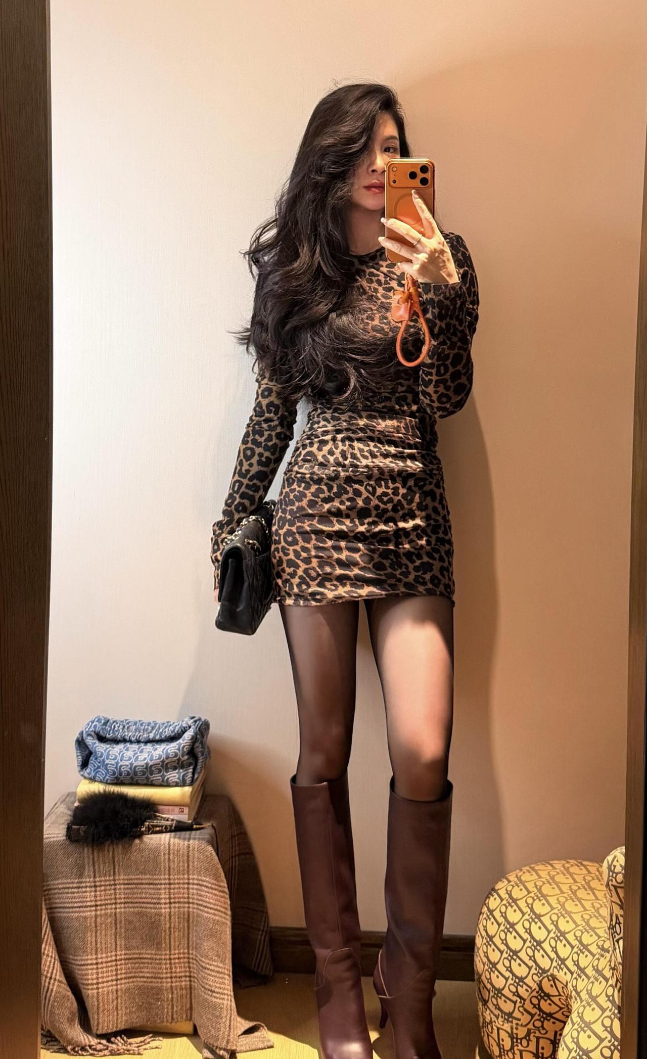 晒图笔记大赛气质穿搭怎么穿才恰到好处? 什么样的女人，能让你眼前一亮