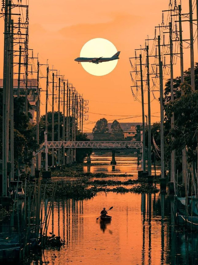 人生最好的通透，是坦然放下所有不合心意的过往与牵绊。—— 睡前读书 
