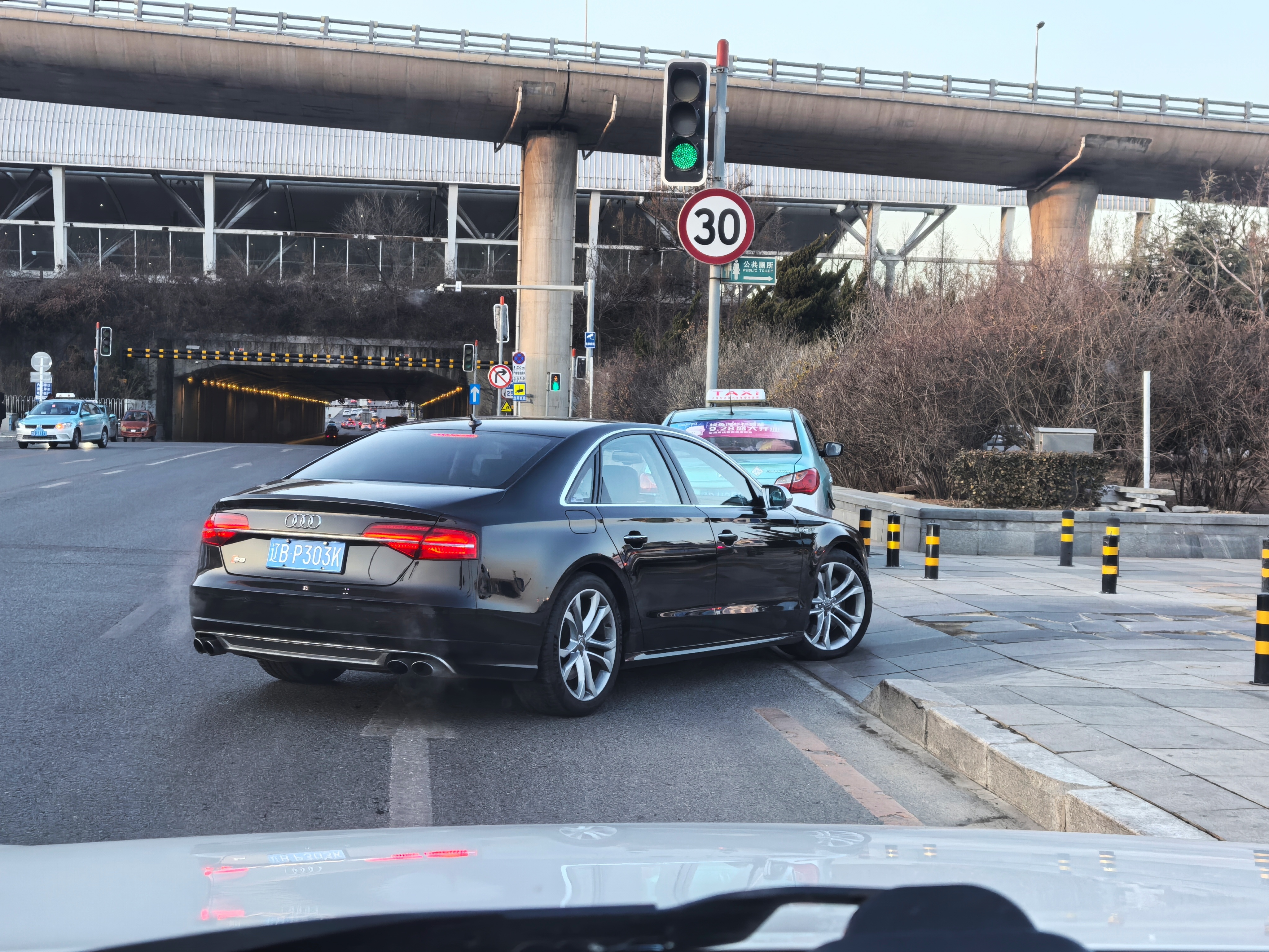 被偷拍了[污][污] 