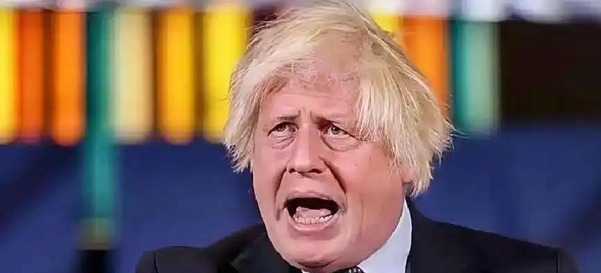 斯塔默访华一月，英方给中国一份对39家中企制裁名单。
 
这才一个月不到，英国人