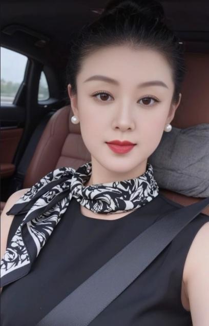做人实不易，
完美周全只能是个理想。
很多时候，
我们为了让别人满意，
优先考虑