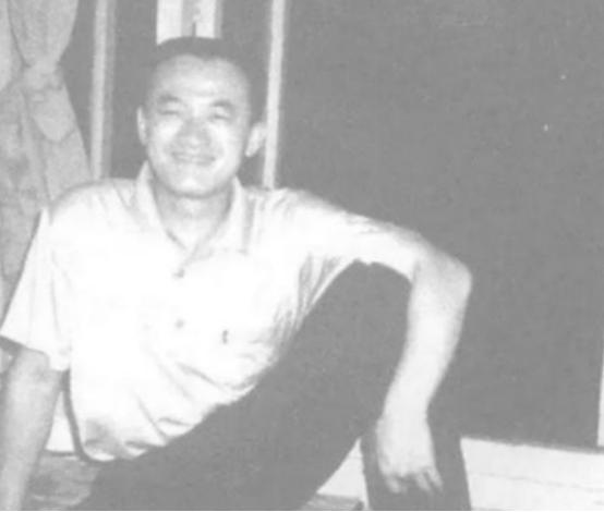 2002年，女护士给同事注射不明液体致死，十几天后，李仁强离世。法庭上笑称：开个