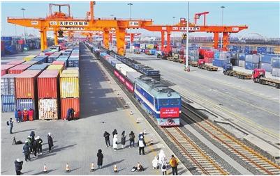 立陶宛想通过“中间渠道”向中国运输货物！

据外媒报道，立陶宛正寻求加大对“跨里