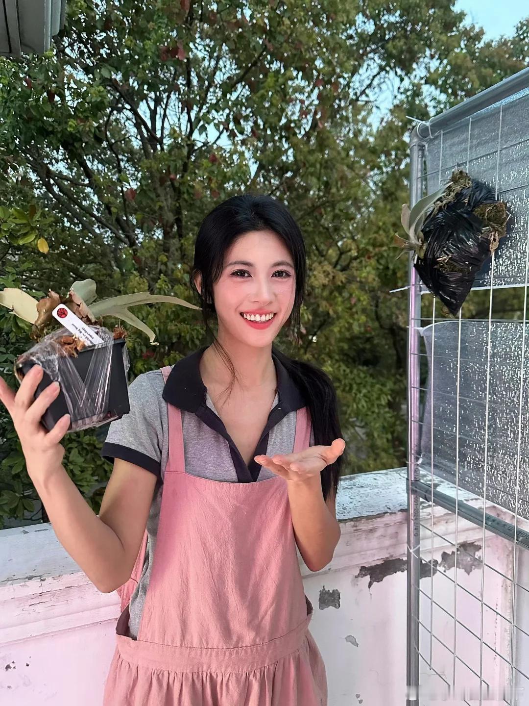 上海是我目前最喜欢的城市🏙️每次出门真的都会被一种积极的氛围带动到！大方自信展