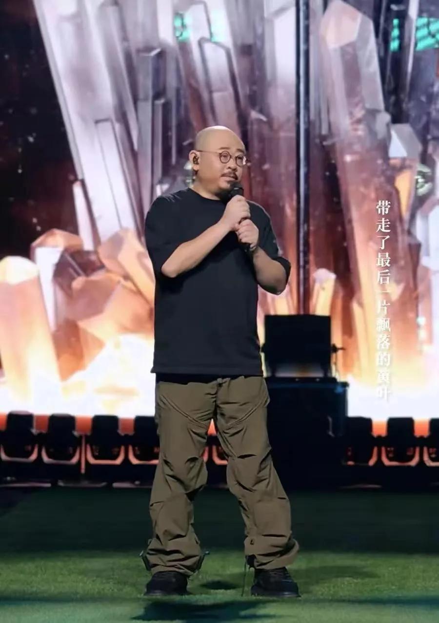 刀郎大连演唱会成功背后有这么几个小遗憾

刀郎在大连的两场演唱会座无虚席，圆满落