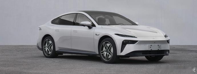 也是被小小震撼到了，本以为第一家将轮毂电机量产落地家用车的车企会是比亚迪，没想到