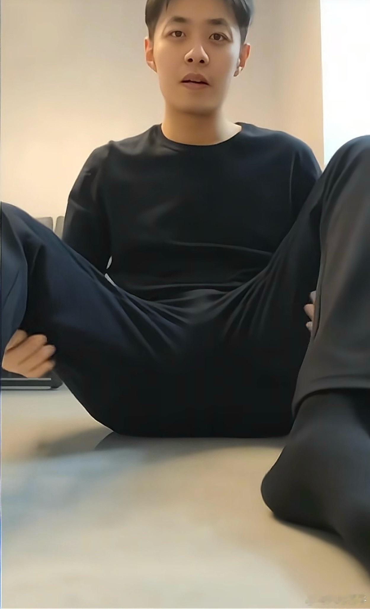 他真的好帅 