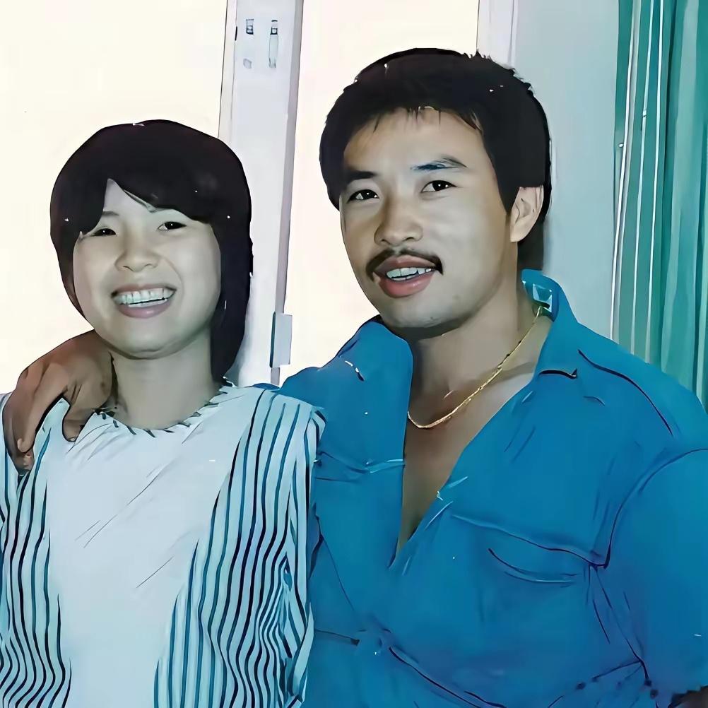 赖星昌的前妻，年轻时享受了荣华富贵，后来丈夫出事后，她被迫离婚去了加拿大，在海外