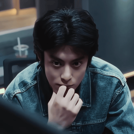 王鹤棣喊我看过去 他喊我看过去，我一看——完了，耳朵和心都被他“拐”走了！《Pr