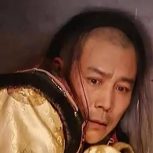 《雍正王朝》里，为什么太子胤礽霸占了康熙的妃子，但康熙并没有太过在意？
 
这个