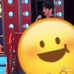 汪苏泷徐志胜李雪琴辽视春晚团建 辽视春晚的舞台上，汪苏泷、徐志胜、李雪琴的 65