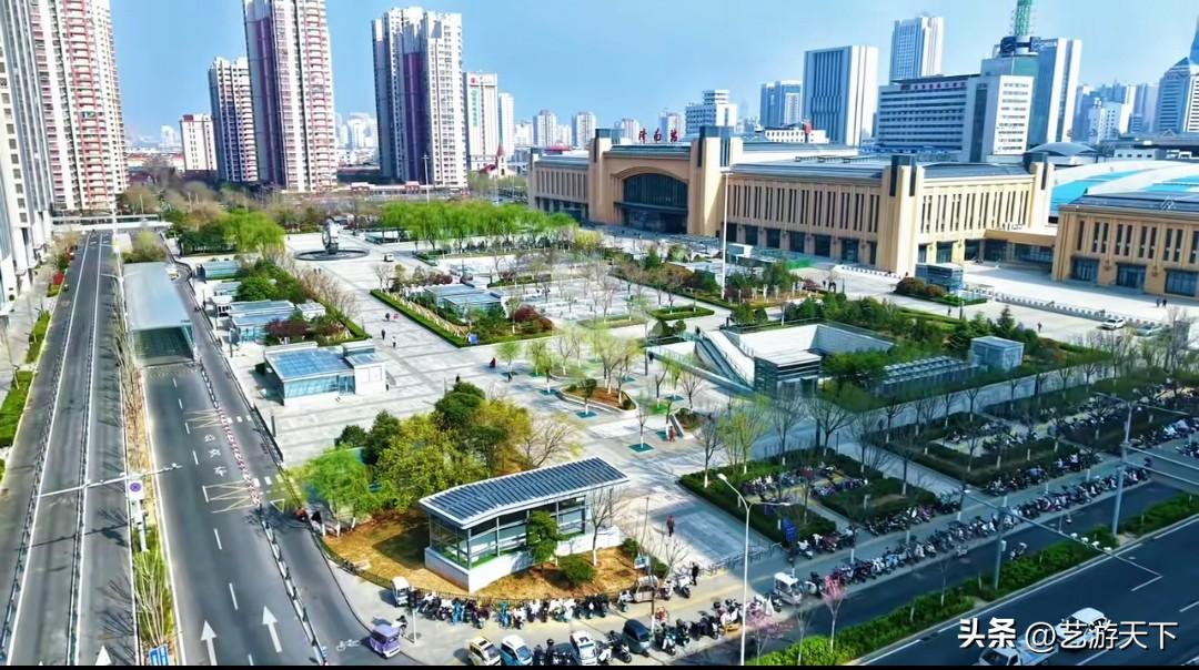 济南火车站北广场