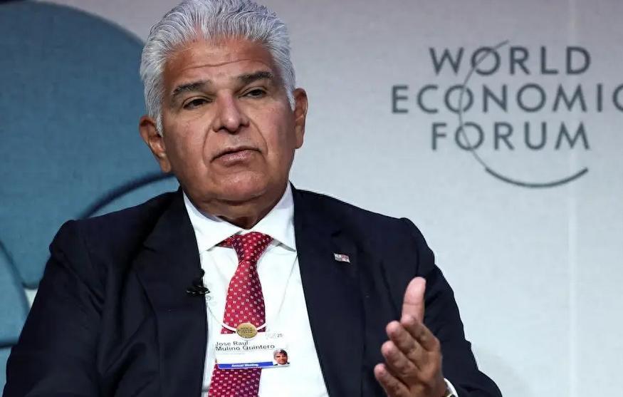 2月5日，巴拿马总统穆利诺突然改口，不再硬扛。他在记者会上强调“不该升级”，“事