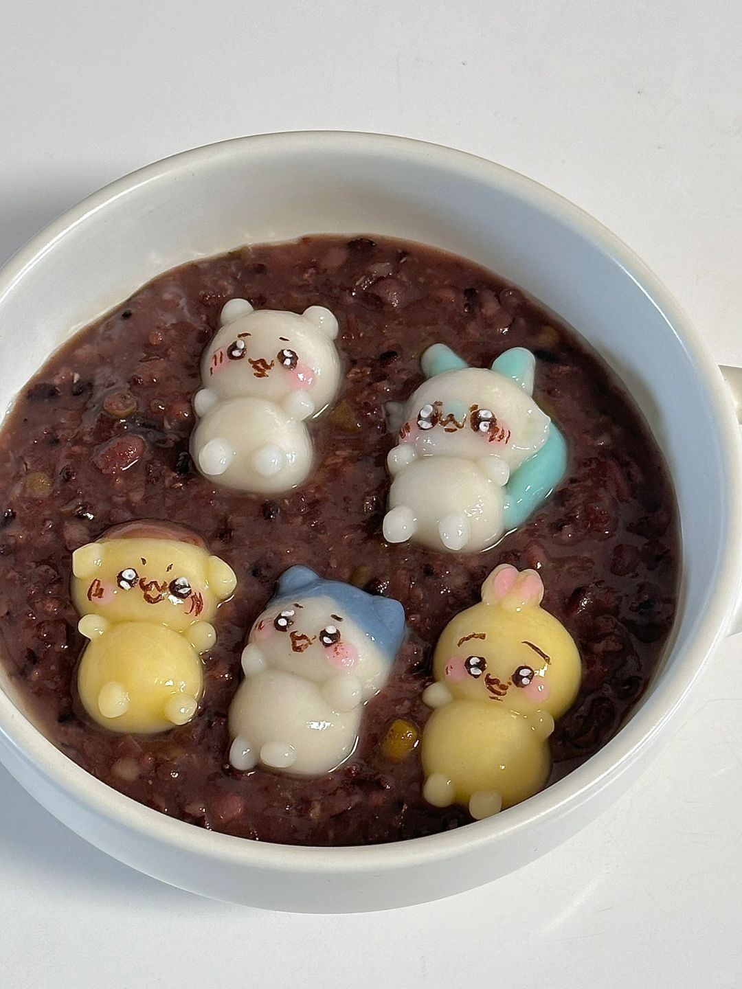 chiikawa腊八粥