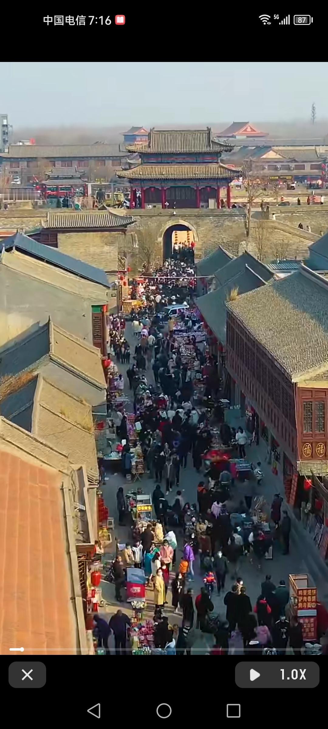 广府古城它是中国北方独一无二的旱地水城，距今已有2600多年历史。这里曾是历代郡