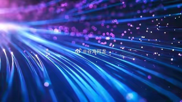 投资者的情绪总在一夜之间转变。面对全球AI硬件股的集体反攻，沉寂许久的市场似乎又