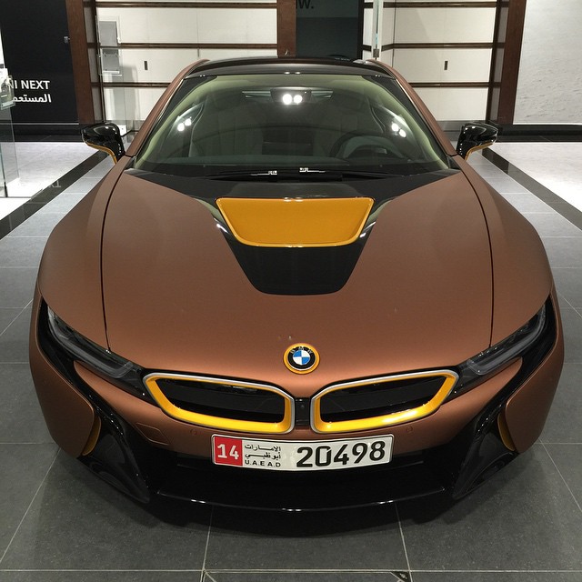 BMW i8 