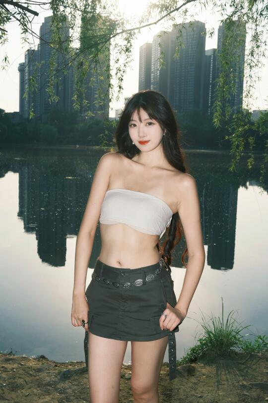 足够自爱就不会因为外界的任何事情影响心情