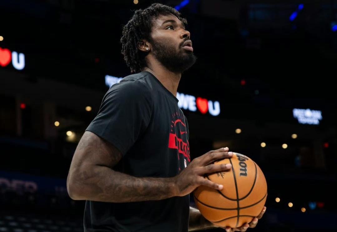 好消息，伊森今天打马刺复出，太关键了，火箭就需要他的活力，希望以后都要健健康康的