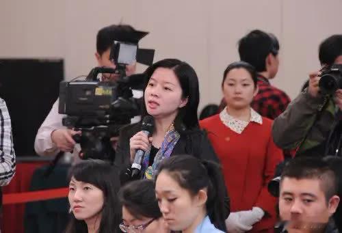 拜登用了4年，把美国从“病危”拉回“重症监护”；特朗普只用一年，直接拔管、再捅几