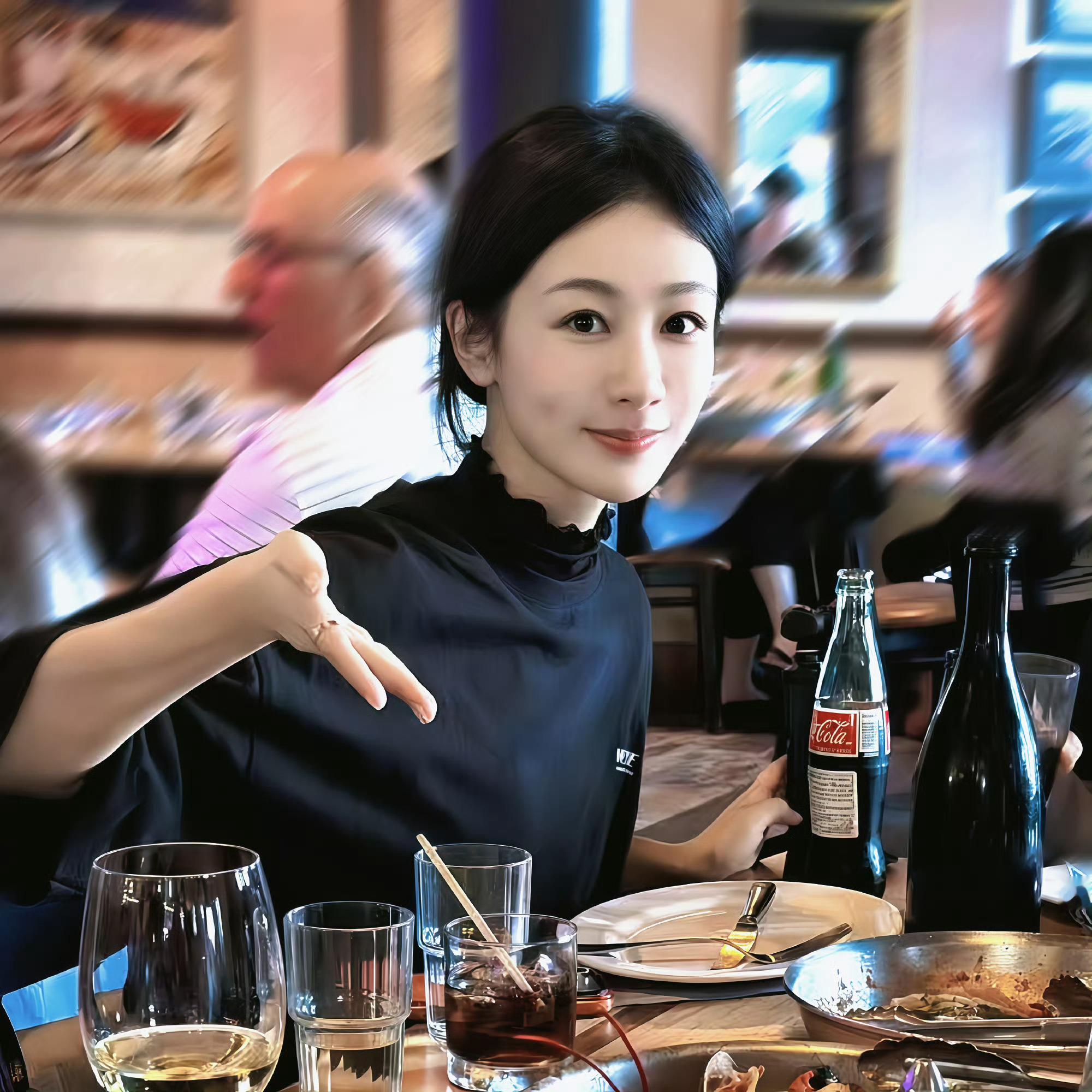 杨紫 💜杨紫董竹君 💜杨紫玉兰花开君再来 月亮被嚼碎了变成星星，你就藏漫天的
