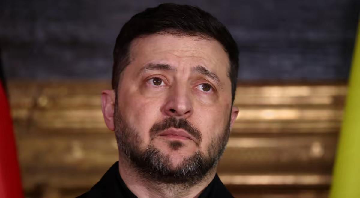 泽连斯基这回，总算能出一口憋了很久的恶气。

回想去年他在白宫受的屈辱，一众高官