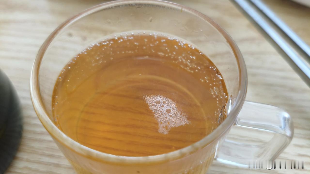 夏日生活打卡季这种颜色下的啤酒，一般品质都不会差。