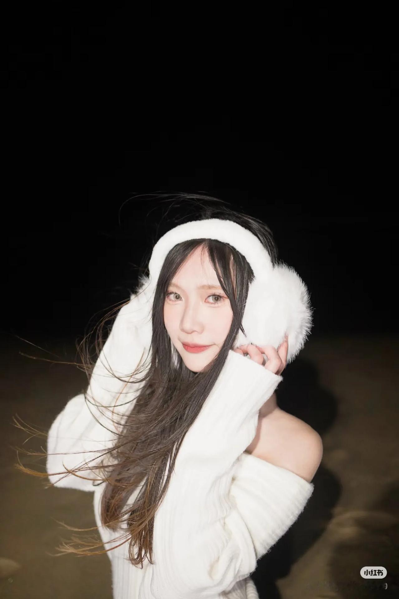 话说台湾近几年就推出了许多颜值和气质都相当不错的新晋博主，而艾莎是其中之一，凭借