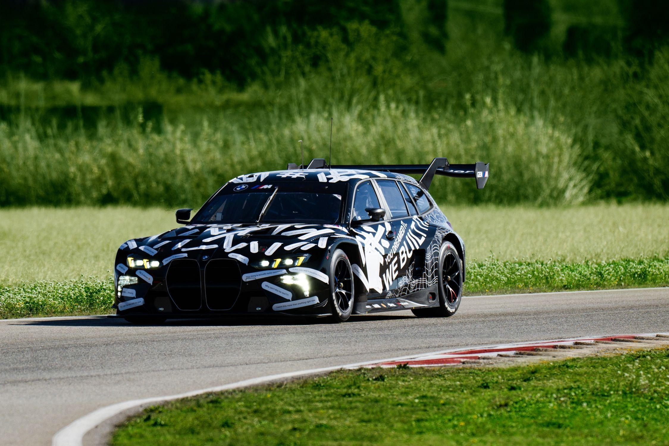 shen车视界 那个疯狂的宝马回来了！M3 Touring赛车即将参加纽北24小