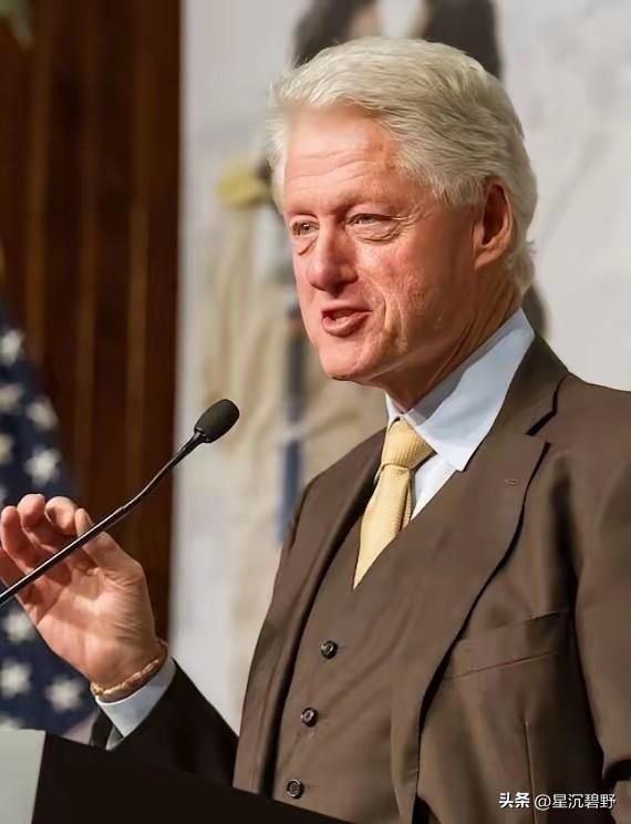 美国前总统克林顿曾公开喊话：“如果中国成为新的世界领导者，希望那一天中国能对美国